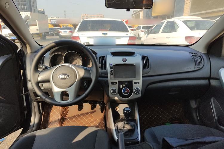 Used Kia Forte 2014 1.6L MT GL