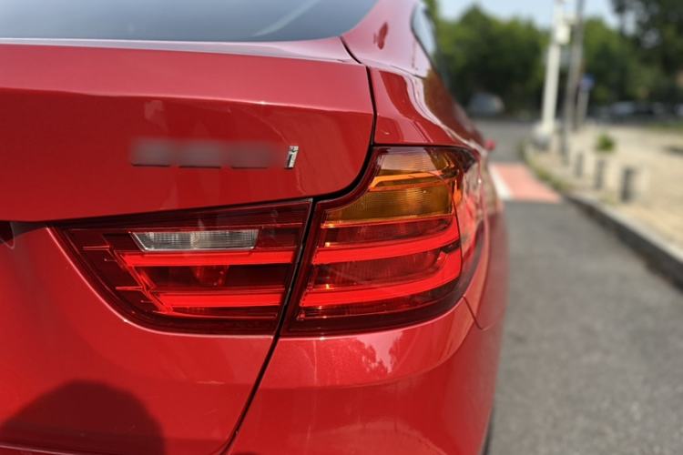 Used BMW 3 Series GT 2014 320i Leading Model
