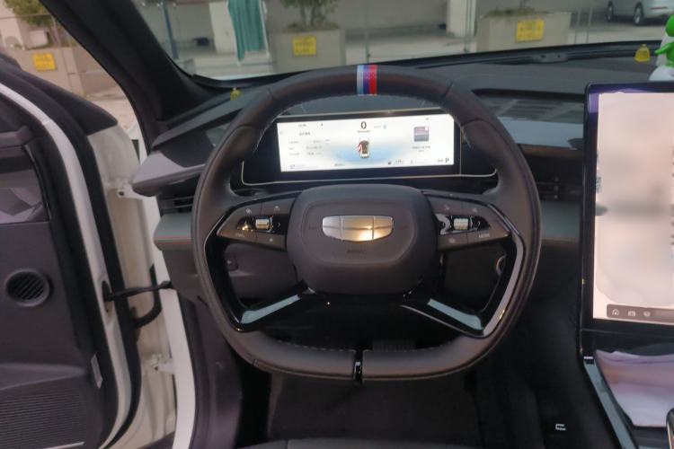 Used Geely Auto Emgrand X7 Sport 2024 1.5TD Smart Connect+
