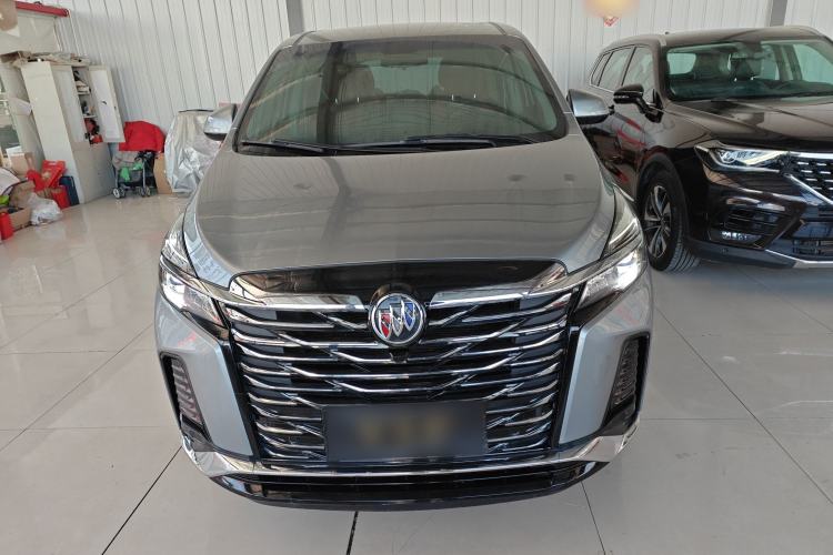 Used Buick GL8 2023 Land Executive Class Comfort Model