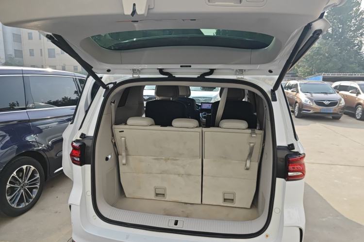 Used Roewe iMAX8 2021 400TGI Supreme Series Ultimate Edition
