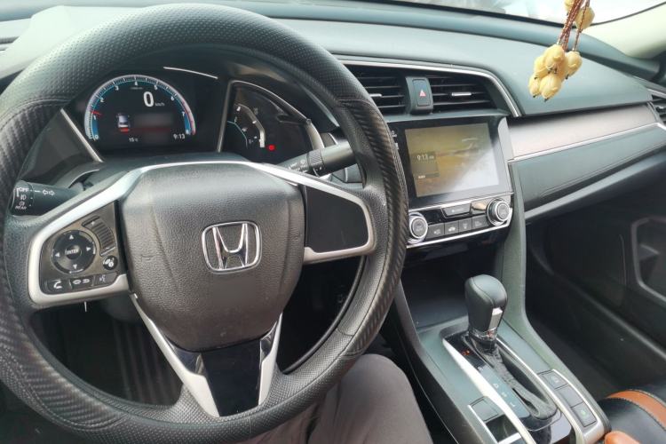 Used Honda Civic 2016 220TURBO CVT Luxury Edition