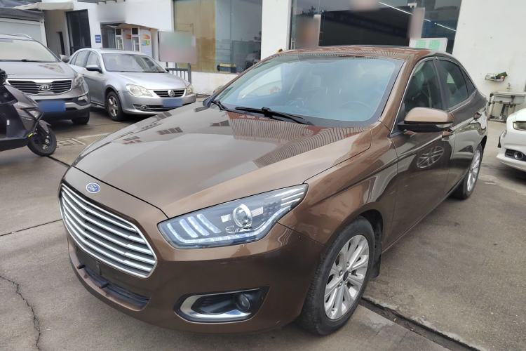 Used Ford Escort 2015 1.5L Automatic Fashion Model