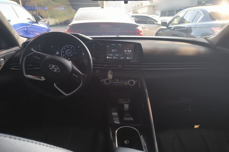 Used Hyundai Elantra 2021 1.5L CVT GLX Elite Edition
