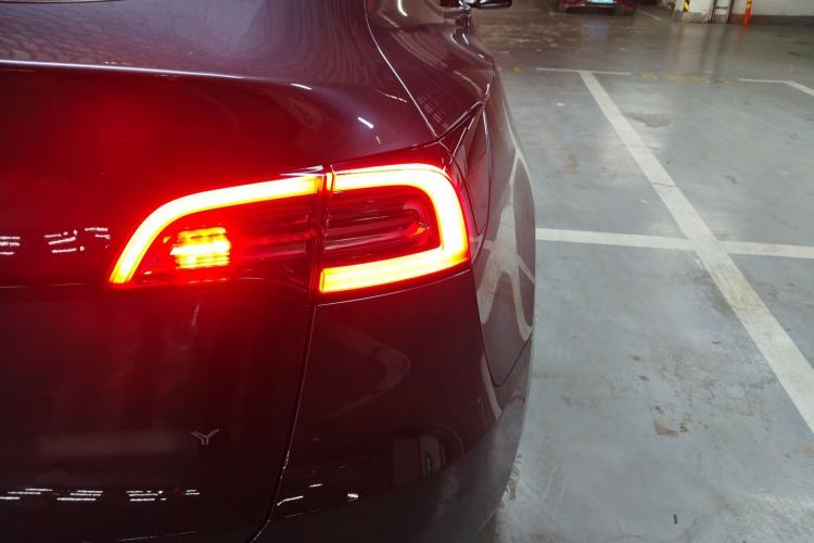 Used Tesla Model Y 2024 Rear-Wheel-Drive Version
