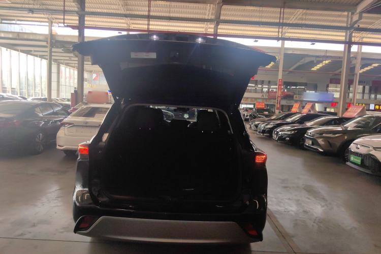 Used Toyota Highlander 2023 2.5L Smart Electric Hybrid Dual-Engine Four-Wheel Drive Prestige Version – 7 Seats
