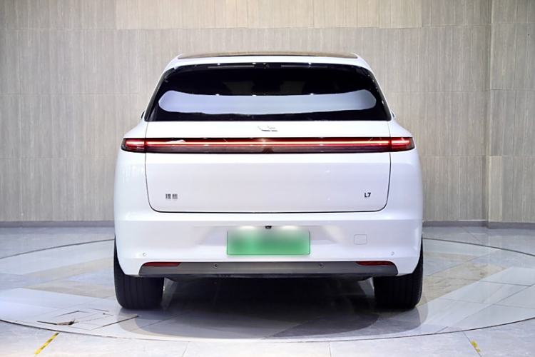 Used Li Auto L7 2023 Air model

