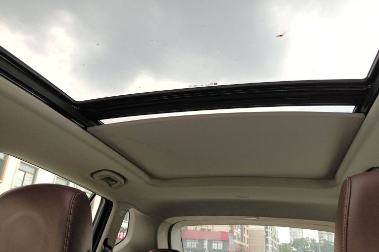 Used Buick Envision 2019 20T Two-Wheel Drive Luxury Version China VI Standard
