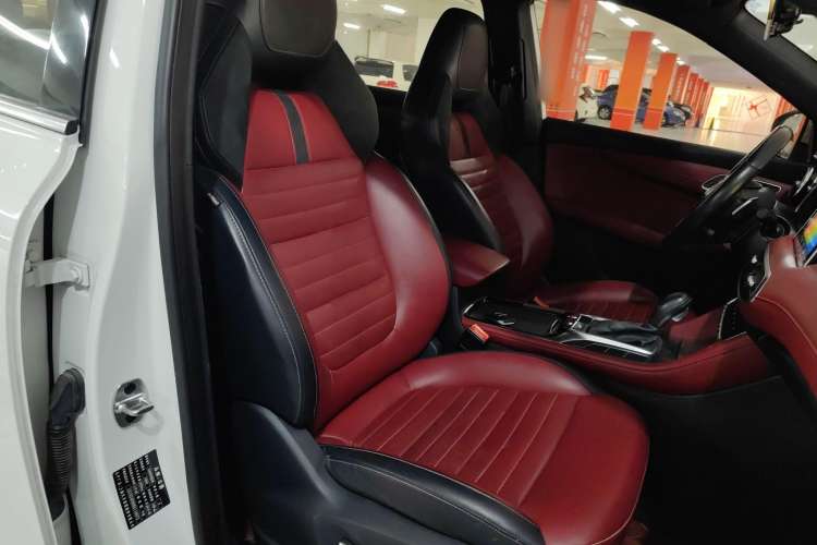 Used MG HS 2019 20T Automatic Two-Wheel Drive Trophy Super Sport Version China VI Standard
