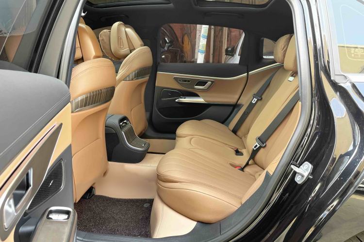 Used Mercedes-Benz E-Class 2024 E 300 L Stylish Model
