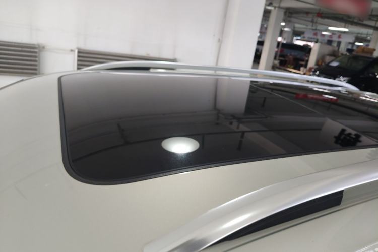 Used Volkswagen Tiguan L 2021 330TSI Automatic Two-Wheel Drive R-Line Enhanced Edition
