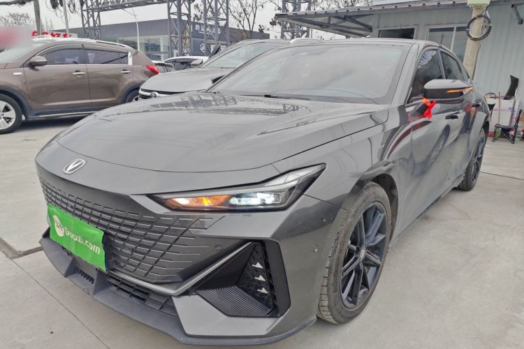 Used Changan UNI-V 2022 1.5T Smart Navigation Version