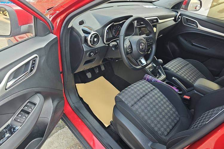 Used MG ZS 2020 Global Bestseller with 1.5L Engine Manual Transmission and a Massive 65-Inch Panoramic Sunroof Version
