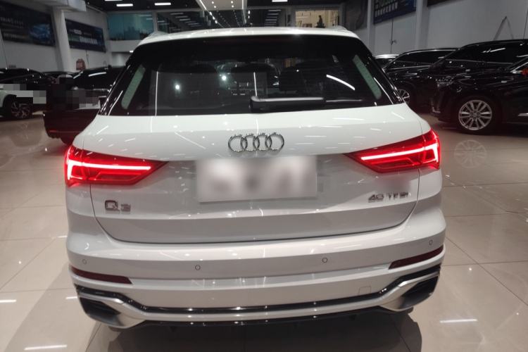 Used Audi Q3 2024 40 TFSI Fashion Dynamic Model