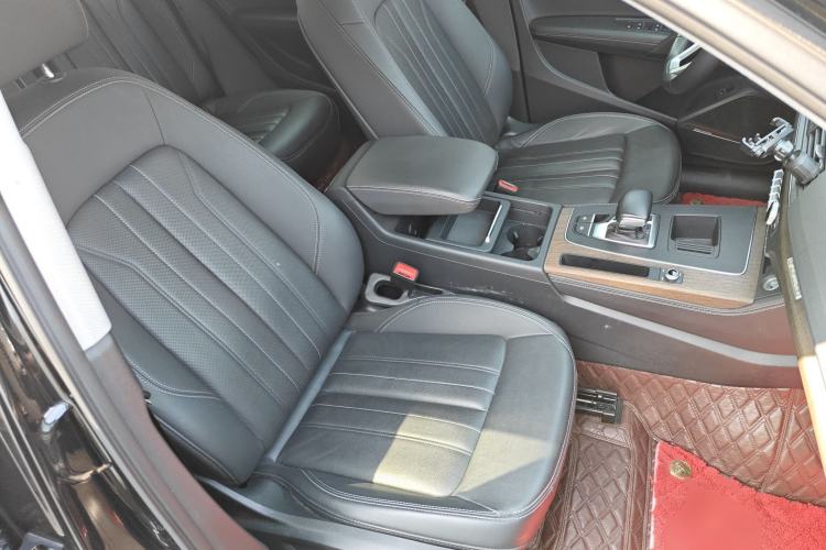 Used Audi Q5L 2022 45T Luxury Elegant Model
