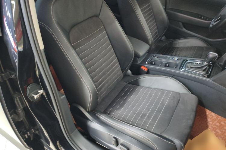 Used Volkswagen Magotan 2020 330TSI DSG Luxury Edition
