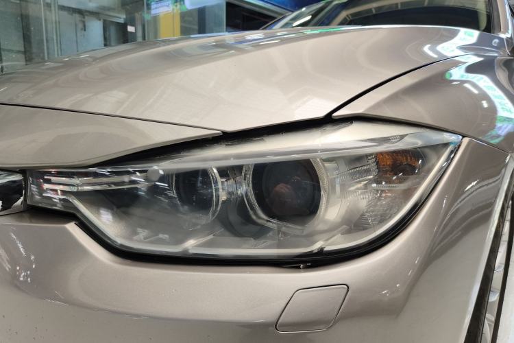 Used BMW 3 Series 2015 320Li Luxury Design Package
