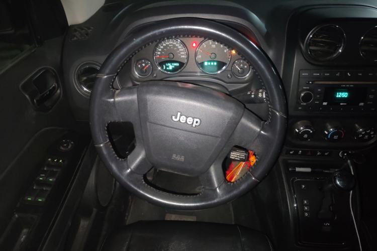 Used  Compass (Import) 2010 2.4L Four-Wheel Drive Limited Edition