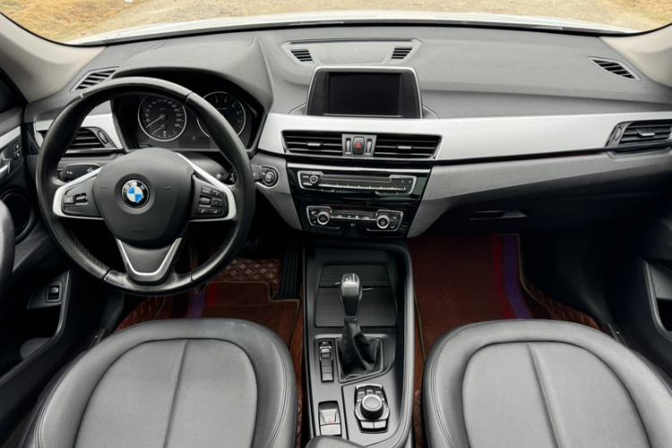 Used BMW X1 2018 sDrive20Li Leading Model
