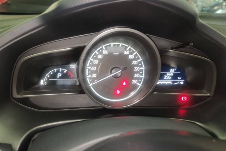 Used Mazda Mazda 3 Axela 2017 Sedan 1.5L Automatic Comfort Model Emission Standard China V
