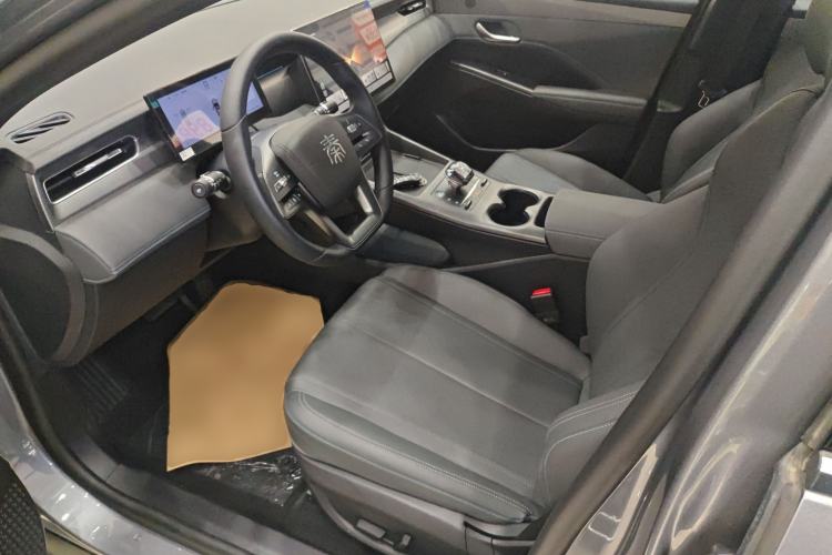 Used BYD Qin PLUS 2025 DM-i Smart Drive 120KM Superior Model