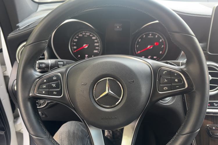 Used Mercedes-Benz GLC 2016 GLC 260 4MATIC Dynamic Edition
