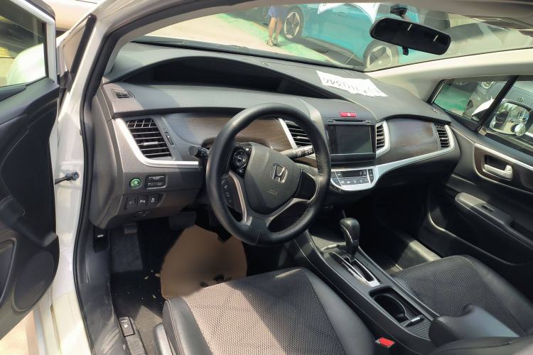 Used Honda Jade 2014 1.8L Automatic Comfort Elite Version 5 Seats