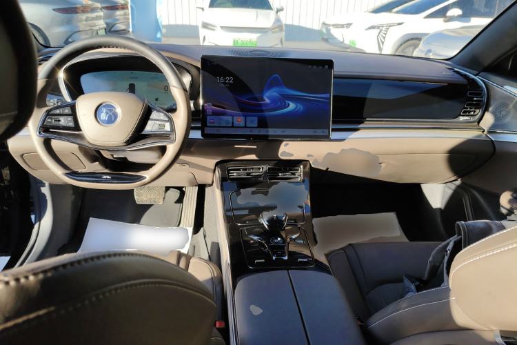 Used BYD Han 2024 EV Glory Edition 605KM Front-Wheel-Drive Premium Model