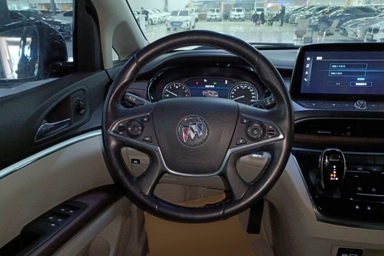 Used Buick GL8 2021 Land Cruiser Executive Class 652T Luxury Model