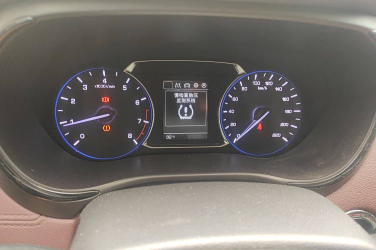 Used Changan Lingxuan 2017 1.6L Manual Elite Model
