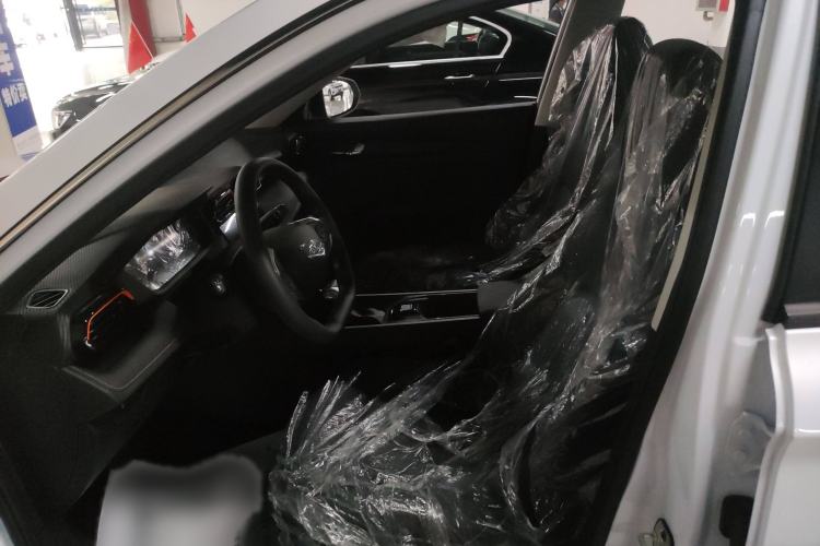 Used Dongfeng Aeolus Yixuan GS 2025 Mach-Edition 1.5L Automatic Starry Edition
