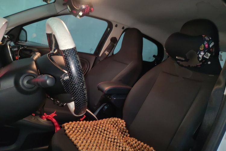 Used smart forfour 2016 1.0L 52 kW Dynamic Edition
