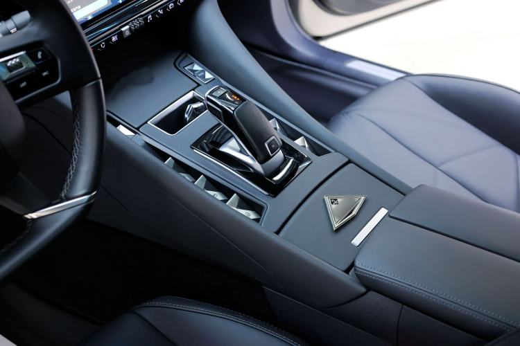 Used  9 2021 45THP Montmartre Advanced Edition
