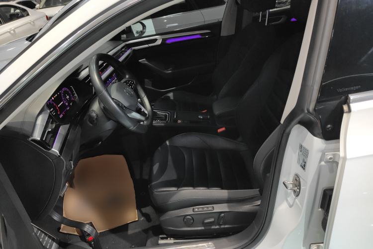 Used Volkswagen FAW-Volkswagen CC 2023 380TSI Striking Edition
