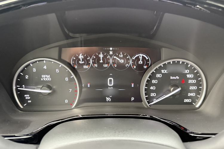 Used Cadillac XT5 2018 25T Luxury Model
