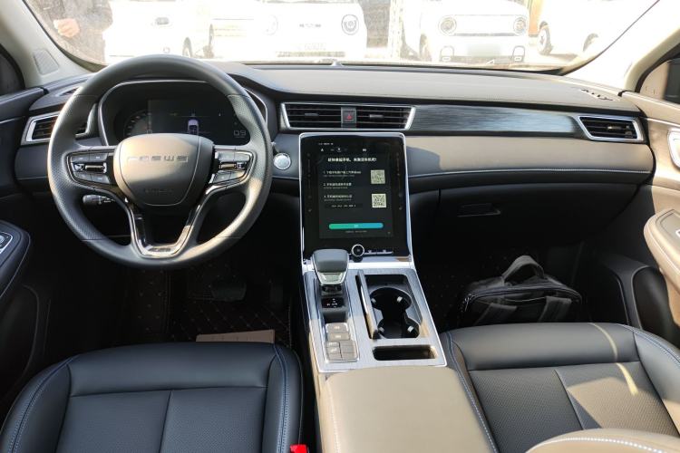 Used Roewe RX5 2025 PLUS 330TGI Automatic Trendsetting Smart Edition