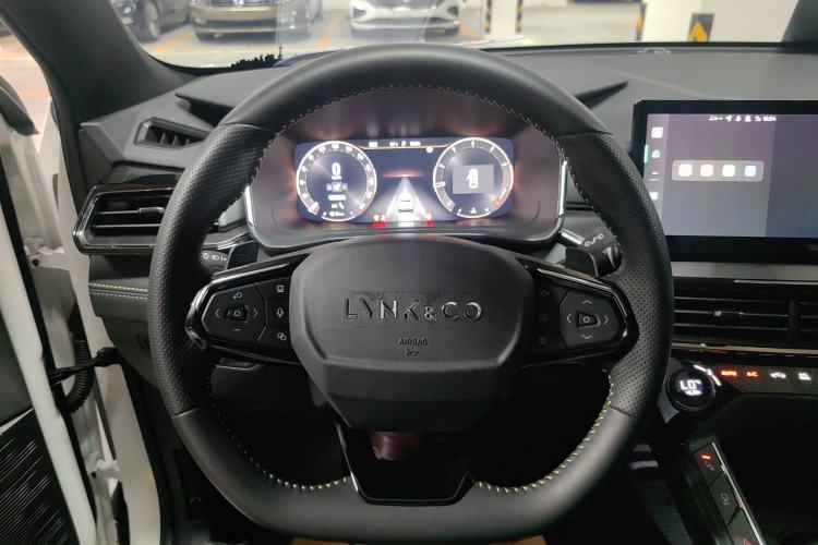 Used Lynk & Co 06 2023 Remix 1.5T Dynamic Halo
