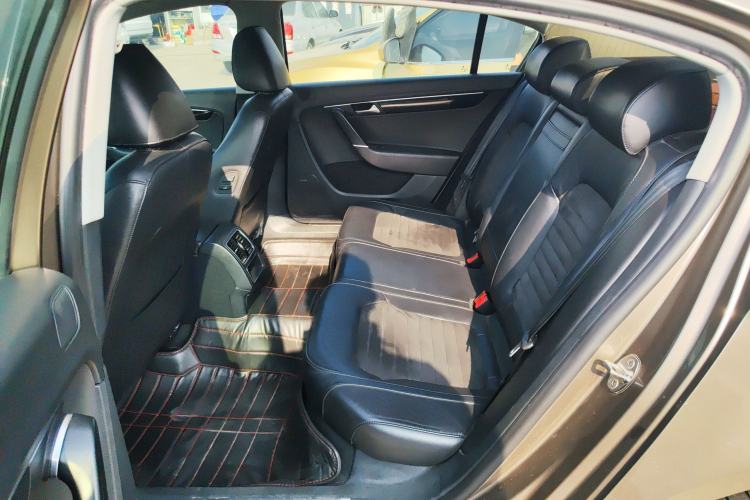 Used Volkswagen Magotan 2015 1.8TSI Luxury Model
