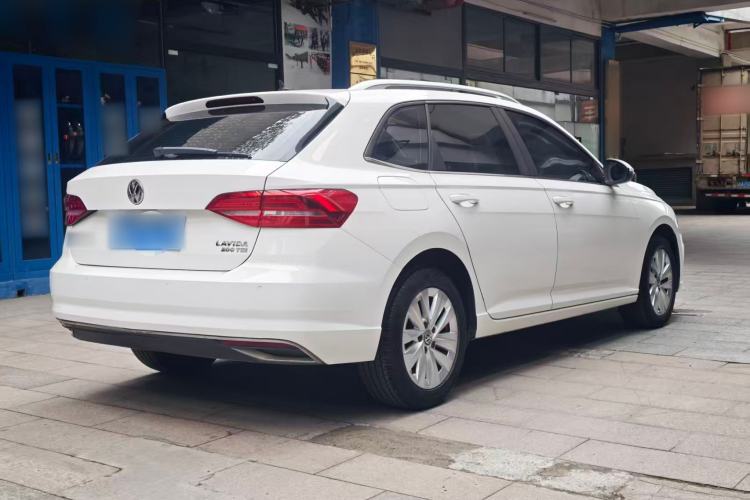 Used Volkswagen Lavida 2019 Hatchback 200TSI DSG Comfort Edition China VI

