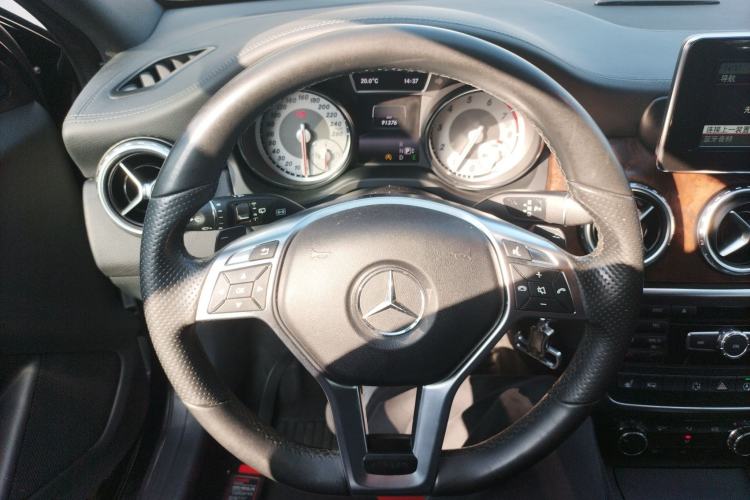 Used Mercedes-Benz GLA 2015 GLA 260 4MATIC Sport Edition