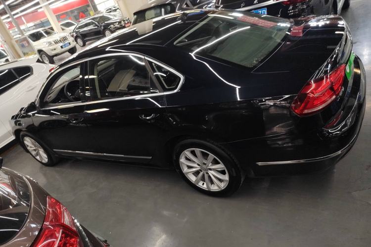 Used Volkswagen Passat 2017 330TSI DSG Luxury Edition
