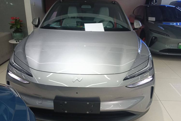 Used ONVO L60 2024 60 kWh Rear-Drive Version
