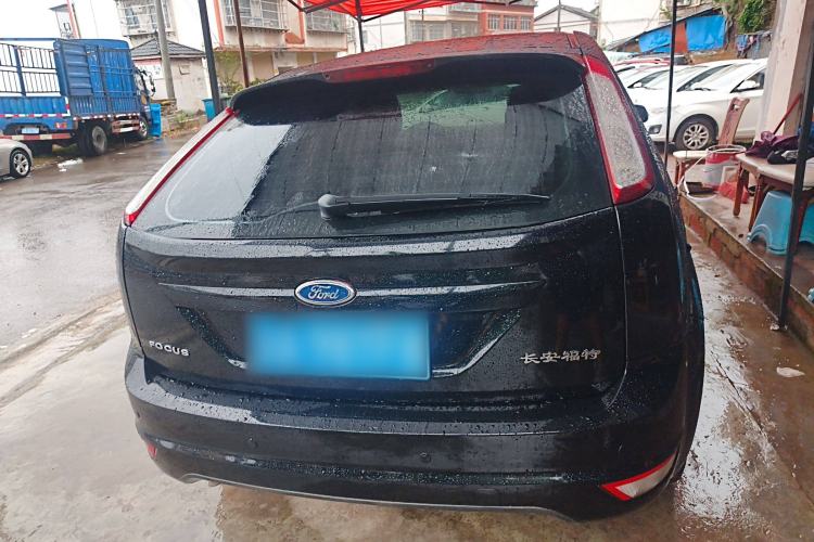 Used Ford Focus 2013 Hatchback Classic 1.8L Automatic Base Model
