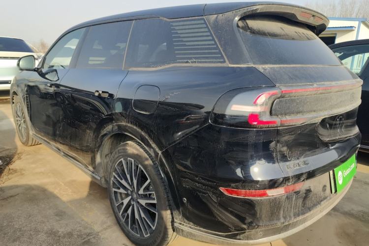 Used  Q07 2025 215 Flagship PLUS