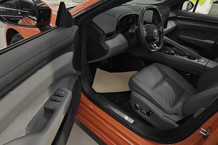 Used Zeekr 001 2025 WE Edition 95 kWh All-Wheel Drive
