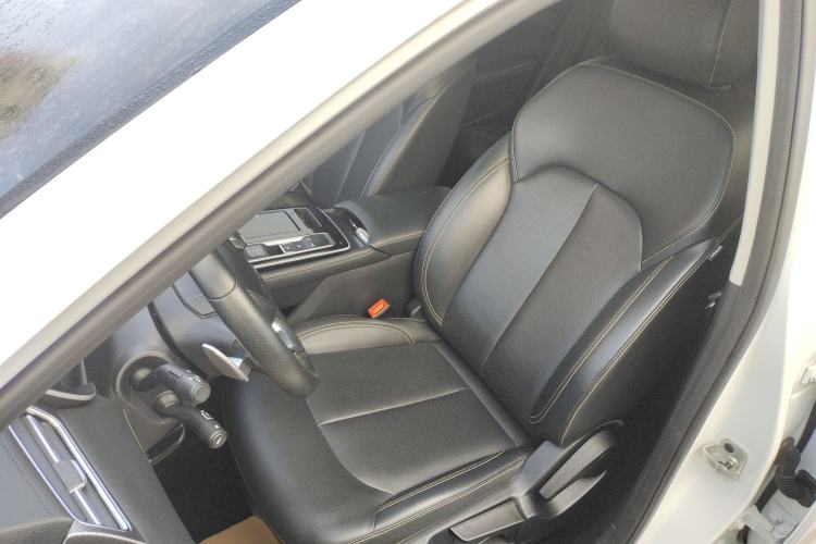 Used Roewe i6 MAX 2020 300TGI Automatic Sporty Cool Edition