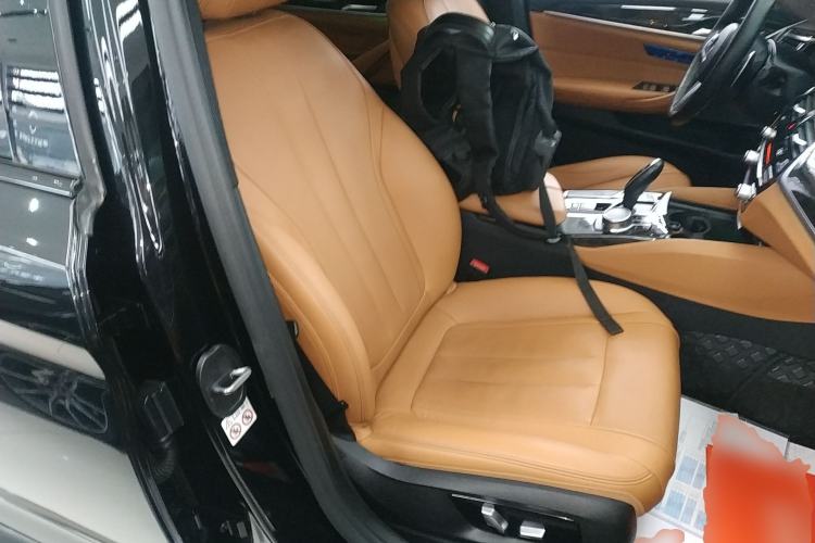 Used BMW 5 Series 2018 Restyled 530Li Luxury Edition M Sport Package
