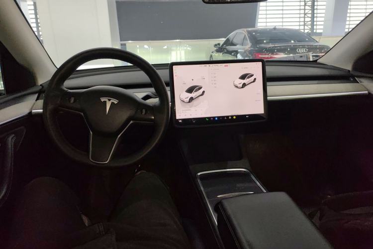 Used Tesla Model Y 2023 Rear-Wheel-Drive Version