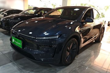 Used Tesla Model Y 2025 Long-Range All-Wheel-Drive Version
