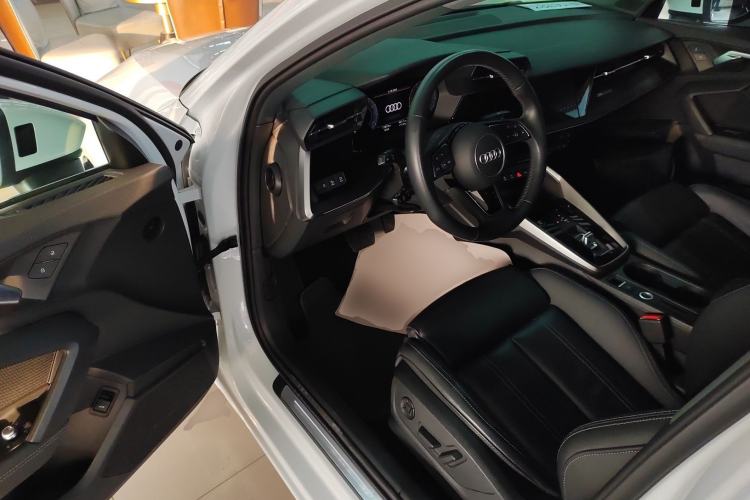 Used Audi A3 2023 Restyled A3L Limousine 35 TFSI Luxury Prestige Edition
